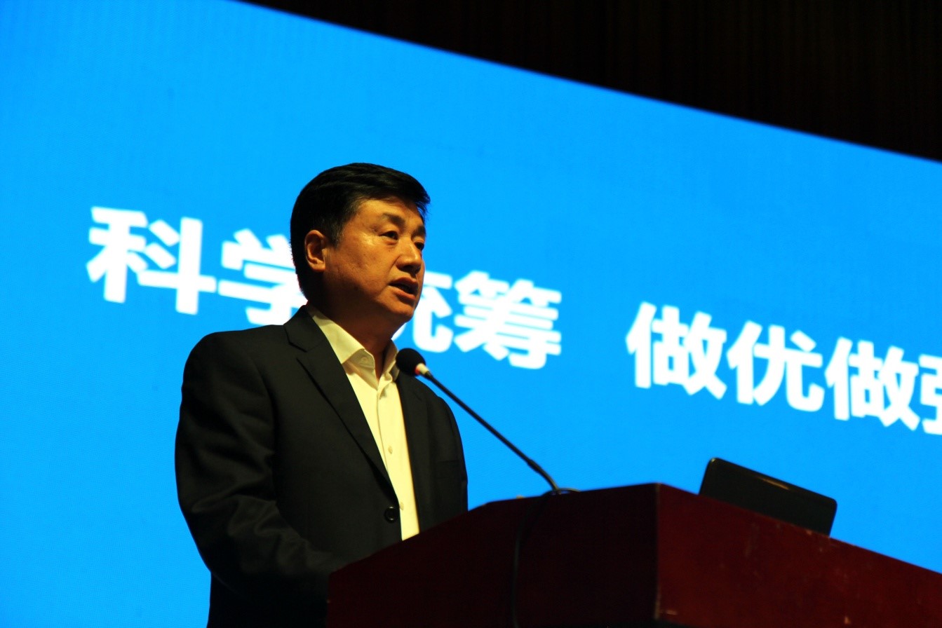 中國施工企業(yè)管理協(xié)會舉辦“工地信息化、工法技術(shù)創(chuàng)新及裝配式建筑”典型項目現(xiàn)場觀摩暨應(yīng)用成果展示交流會