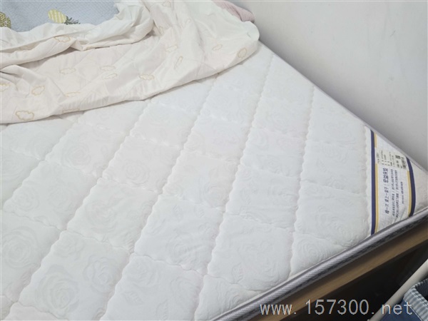 出售1.5*2米床